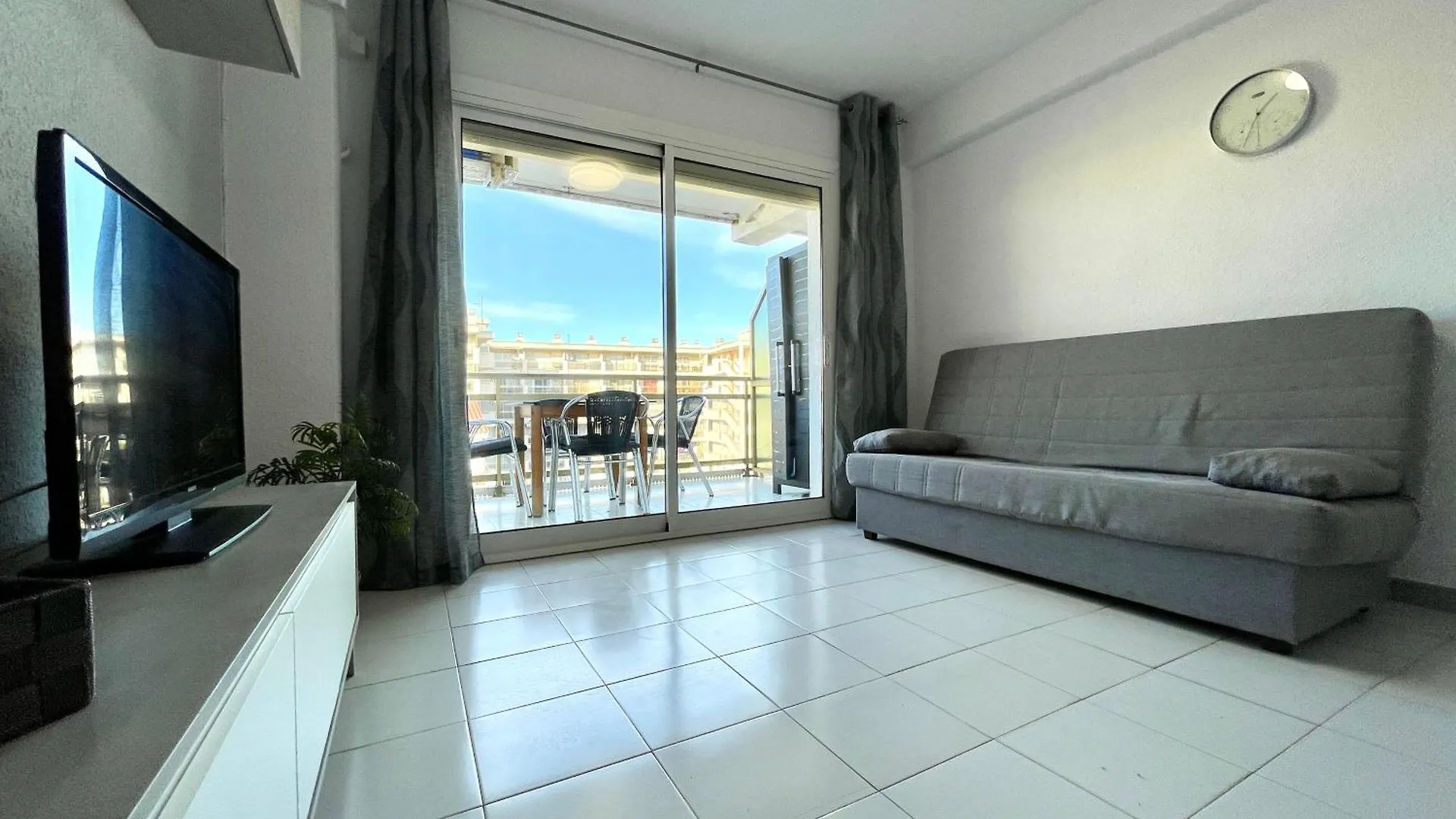 Costa Daurada Apartaments - La Sirena Salou 0*,